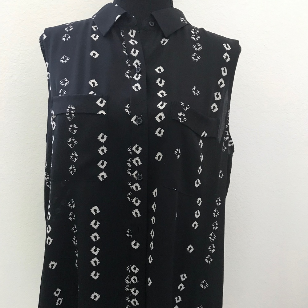 APT 9 sleeveless blouse